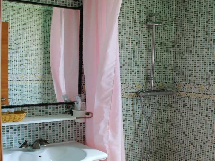 Hostal La Savina แซร์เบรา ภายนอก รูปภาพ