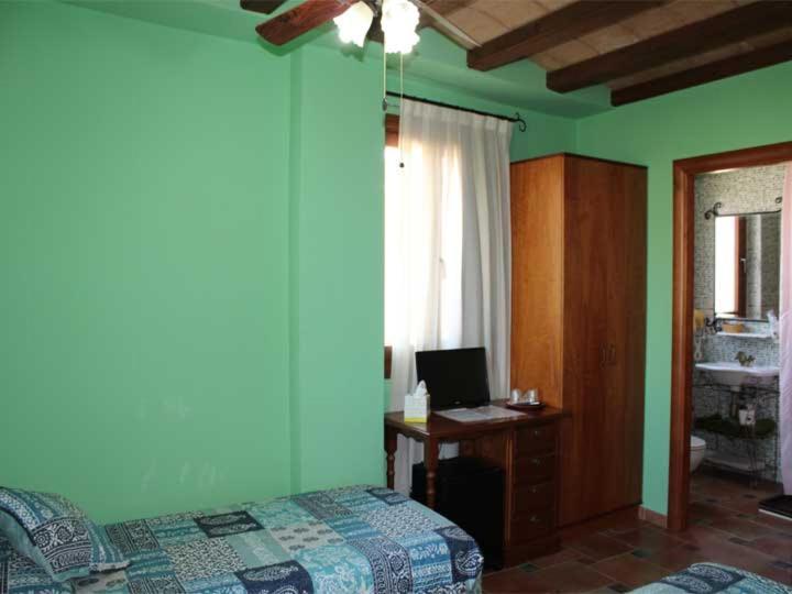 Hostal La Savina แซร์เบรา ภายนอก รูปภาพ